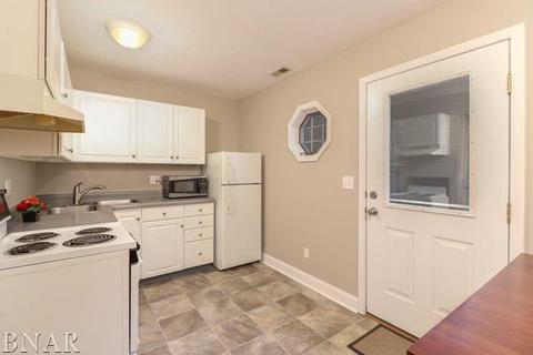 407 N Gridley #E, Bloomington, IL 61701 photo 4