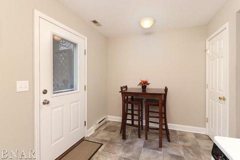 407 N Gridley #E, Bloomington, IL 61701 photo 7