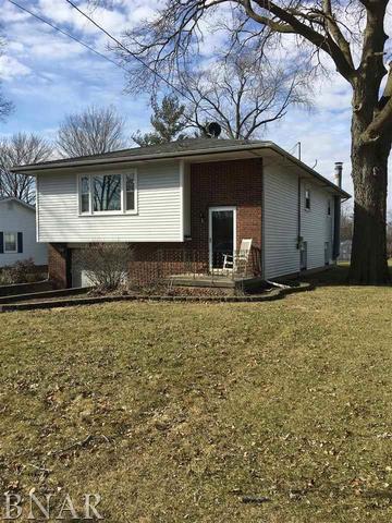 704 N Beech St, Forrest, IL 61741 photo 2