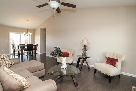 2803 Conlor, Bloomington, IL 61704 photo 5