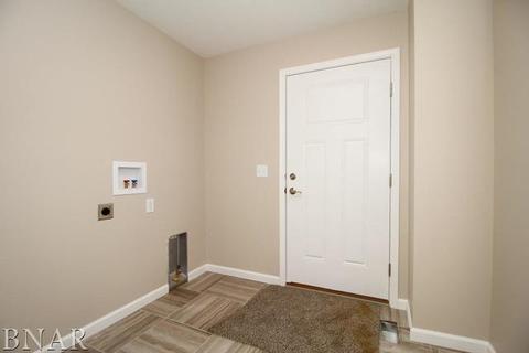 2803 Conlor, Bloomington, IL 61704 photo 13