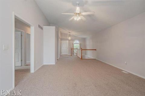 1109 Rader Run, Bloomington, IL 61704 photo 7