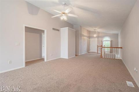 1109 Rader Run, Bloomington, IL 61704 photo 12