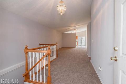 1109 Rader Run, Bloomington, IL 61704 photo 3