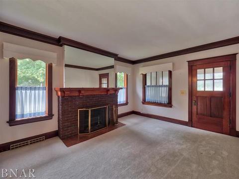 1201 S Linden, Normal, IL 61761 photo 5