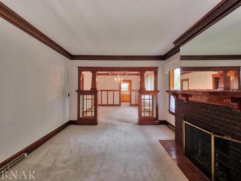 1201 S Linden, Normal, IL 61761 photo 4