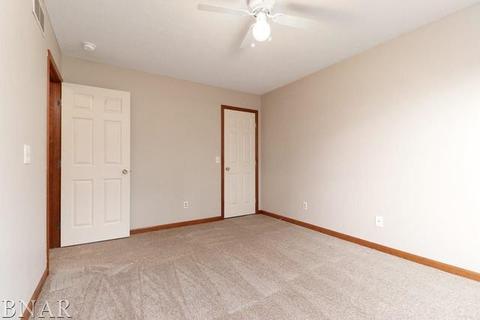 406 Covey Ct, Normal, IL 61761 photo 29