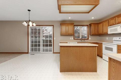 406 Covey Ct, Normal, IL 61761 photo 16