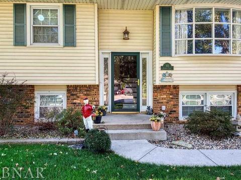 101 Sandra Ln, Normal, IL 61761 photo 2