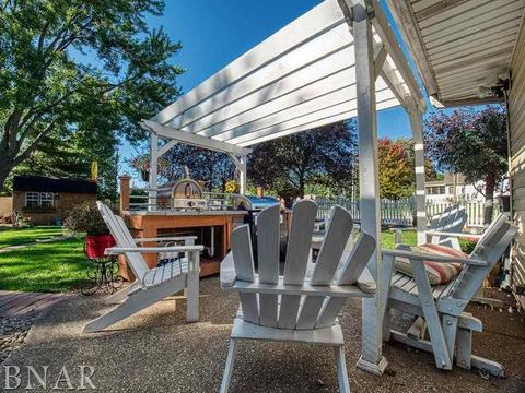 101 Sandra Ln, Normal, IL 61761 photo 5