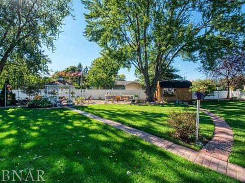 101 Sandra Ln, Normal, IL 61761 photo 12