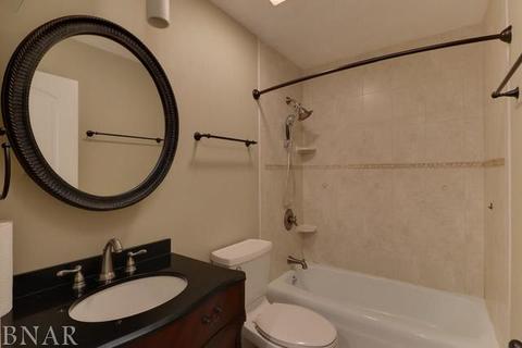 1211 S Oak, Bloomington, IL 61701 photo 24