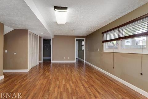 1211 S Oak, Bloomington, IL 61701 photo 16