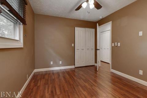 1211 S Oak, Bloomington, IL 61701 photo 23