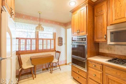 500 Marian Ave, Normal, IL 61761 photo 15