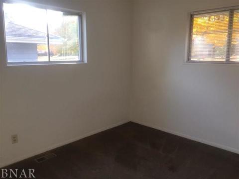 914 N Fell, Normal, IL 61761 photo 5