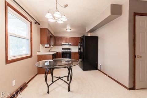 1311 Rutledge, Bloomington, IL 61704 photo 5