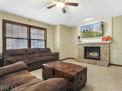 1407 Donegal Dr, Normal, IL 61761 photo 3
