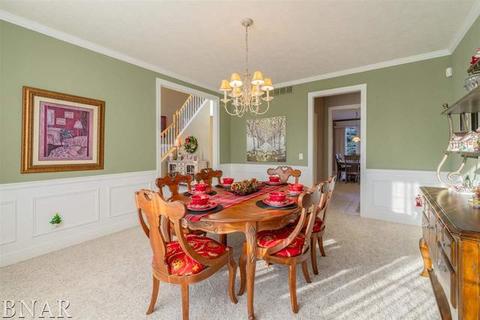 6 Carney Ct, Bloomington, IL 61704 photo 4
