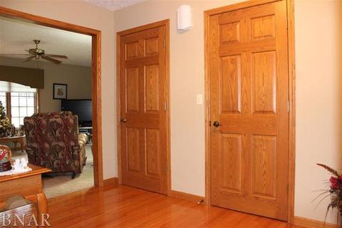 109 E Ninth, Gridley, IL 61744 photo 3
