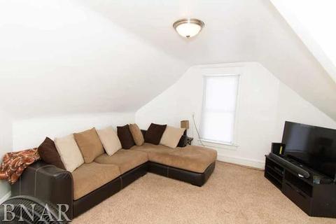 521 E Mulberry, Bloomington, IL 61701 photo 22