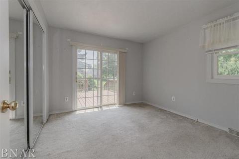 8 Striegel Ct, Normal, IL 61761 photo 9