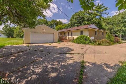 8 Striegel Ct, Normal, IL 61761 photo 3