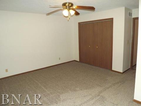 703 S Golfcrest #1, Normal, IL 61761 photo 17