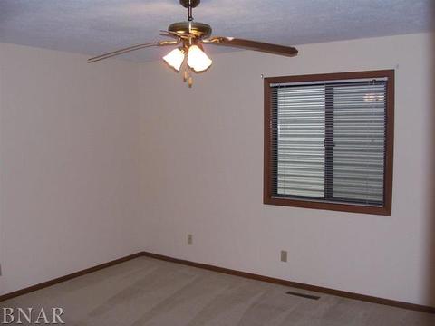 703 S Golfcrest #1, Normal, IL 61761 photo 6