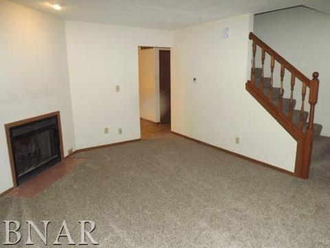 703 S Golfcrest #1, Normal, IL 61761 photo 4
