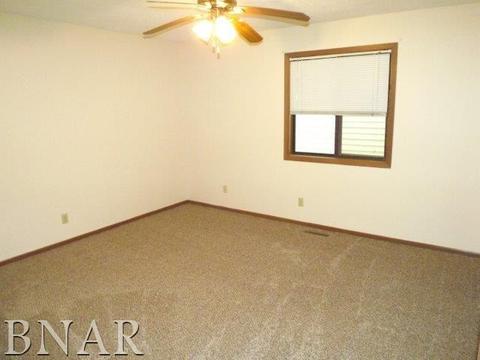 703 S Golfcrest #1, Normal, IL 61761 photo 18