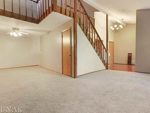 2802 E Lincoln #2A, Bloomington, IL 61704 photo 7