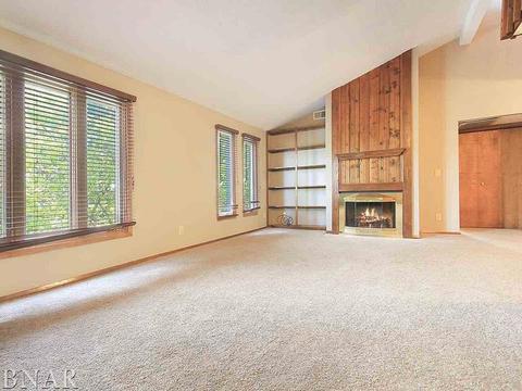 2802 E Lincoln #2A, Bloomington, IL 61704 photo 6