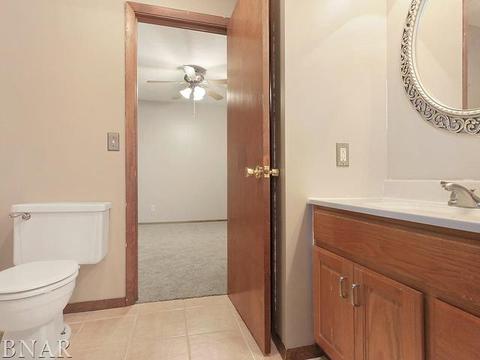 2802 E Lincoln #2A, Bloomington, IL 61704 photo 17