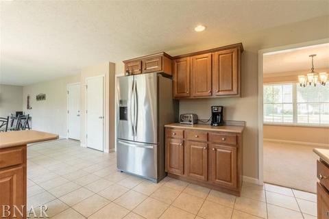 401 Gambel Ct, Normal, IL 61761 photo 5