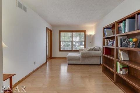 1507 Dublin, Normal, IL 61761 photo 11