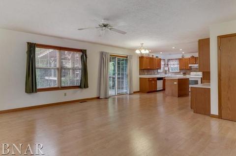 1507 Dublin, Normal, IL 61761 photo 7