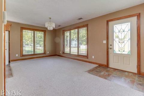 113 W North, Mclean, IL 61754 photo 17