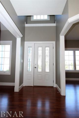 8293 Garden Rd, Carlock, IL 61725 photo 3