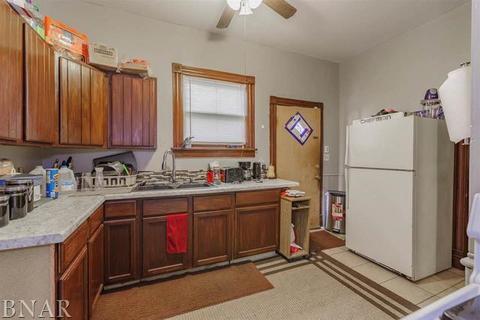 1107 W Olive St, Bloomington, IL 61701 photo 10