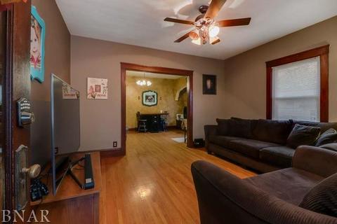 610 W Front St, Bloomington, IL 61701 photo 4