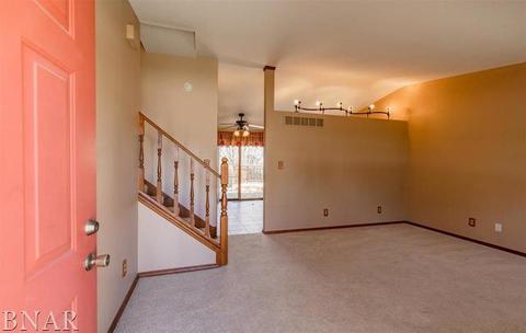 19 Edgewood Ct, Bloomington, IL 61701 photo 39