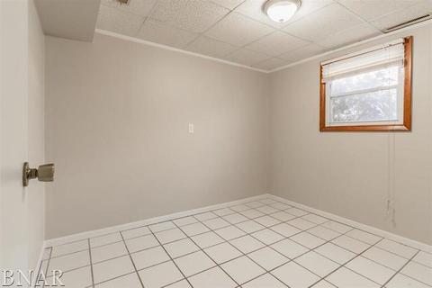 207 W Raab Rd, Normal, IL 61761 photo 16