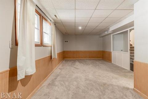 207 W Raab Rd, Normal, IL 61761 photo 22