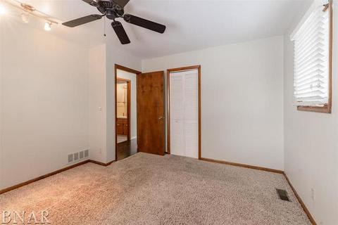 207 W Raab Rd, Normal, IL 61761 photo 11
