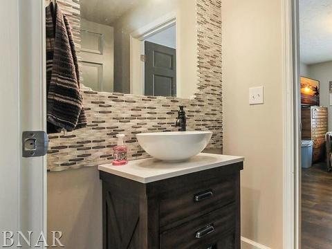 48 Chiswick Cir, Bloomington, IL 61704 photo 14