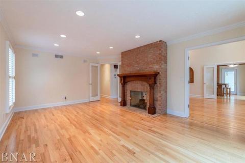 2003 Castle Ave, Bloomington, IL 61701 photo 11
