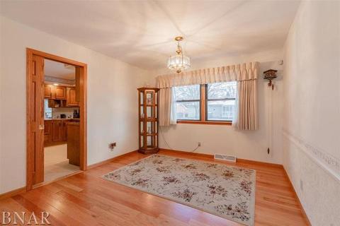 304 Grandview Dr, Normal, IL 61761 photo 7