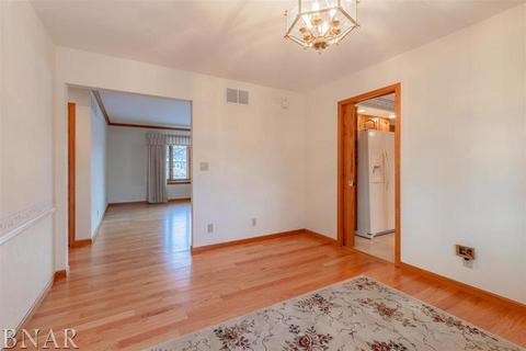 304 Grandview Dr, Normal, IL 61761 photo 11
