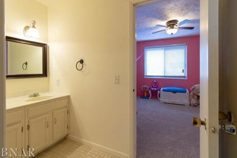 1405 E Vernon #32, Normal, IL 61761 photo 23